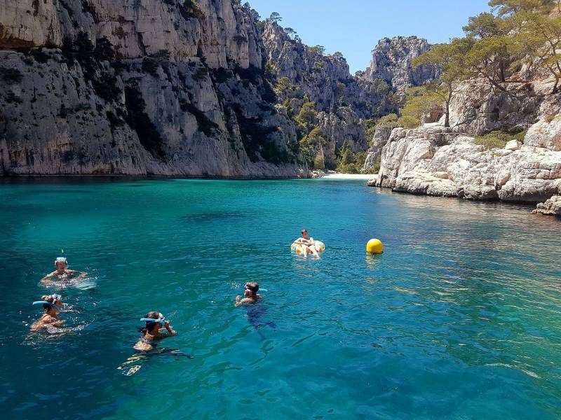 Private cruise in the calanques
